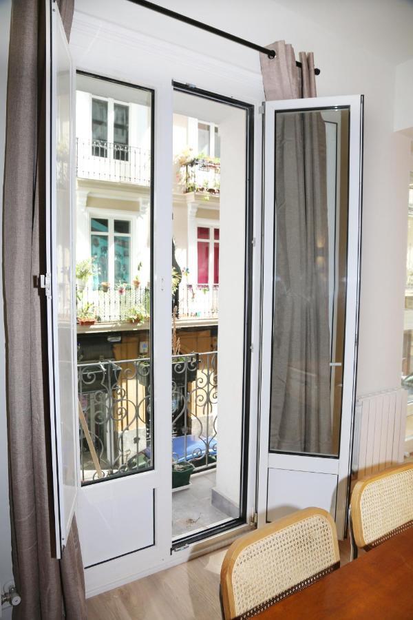 Piso Boutique Frente Al Casco Viejo De Bilbao Apartment ภายนอก รูปภาพ